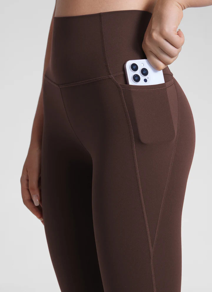 #color_hot fudge brown