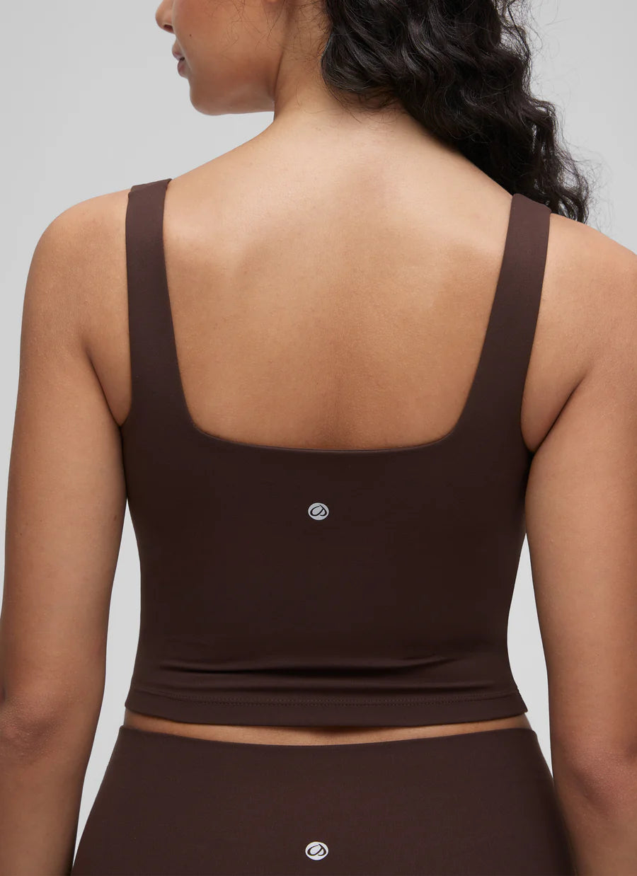 #color_hot fudge brown