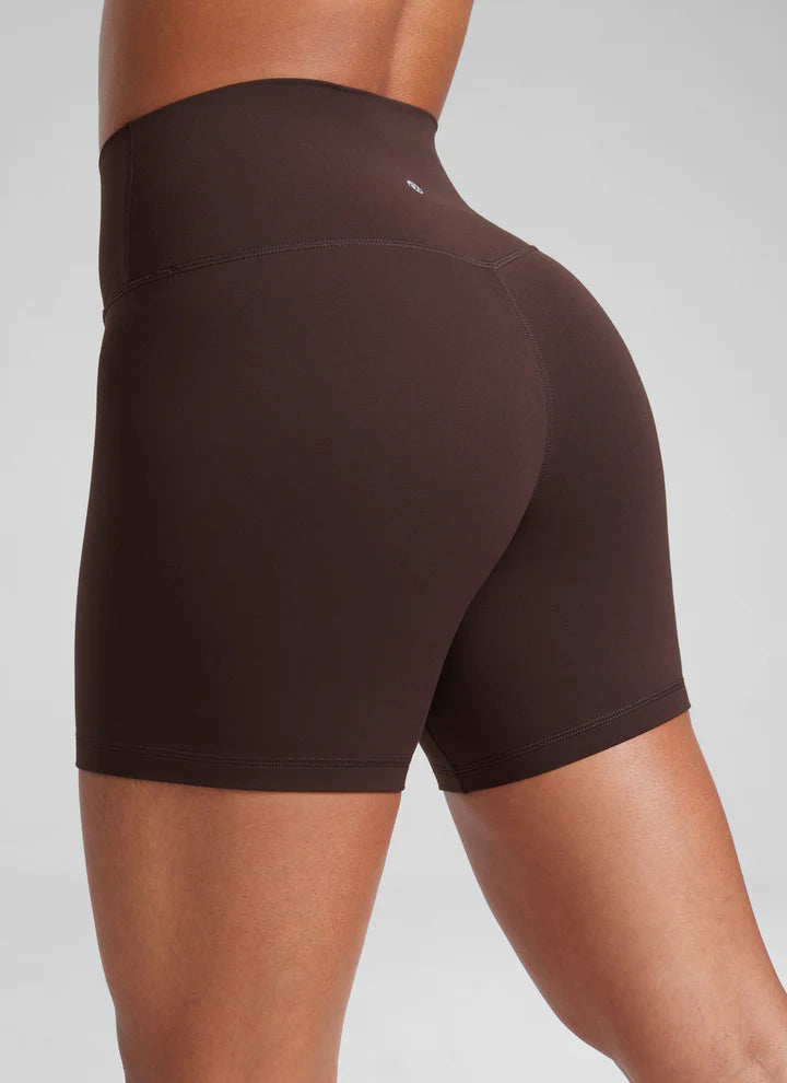 #color_hot fudge brown